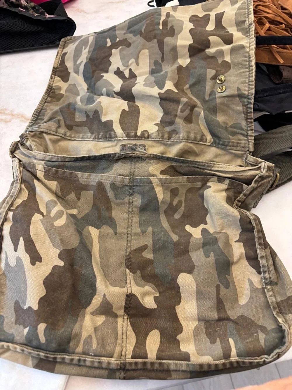 Vintage Camo Canvas Messenger Bag Outdoor Hiking Patches Crossbody #O21